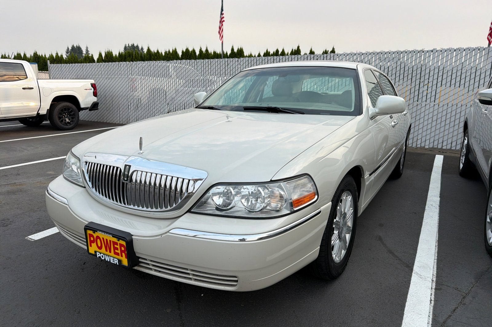 lincoln town car 2006 1LNHM82W06Y646927 image lincoln town car 2006 1LNHM82W06Y646927 image
